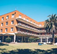 Greenwich Village Accommodation Hostel - Accommodation Rockhampton