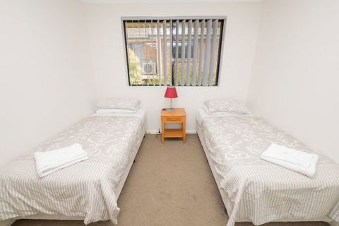 Parkside Apartments - Accommodation Rockhampton 3