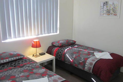 Parkside Apartments - Accommodation Rockhampton 7