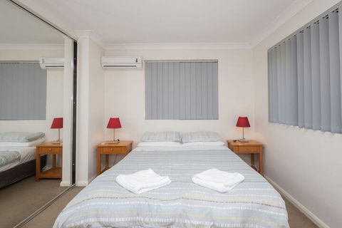 Parkside Apartments - Accommodation Rockhampton 5