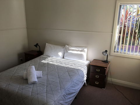 Kickback Cottages - Accommodation Rockhampton 6