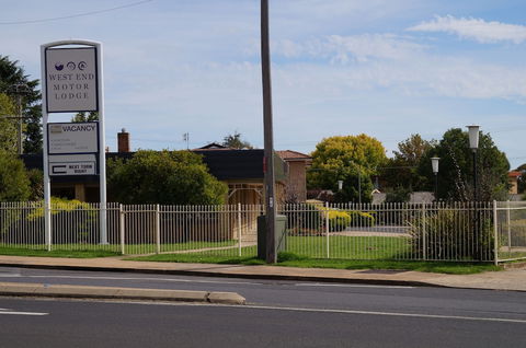 West End Motor Lodge - Accommodation Rockhampton 3