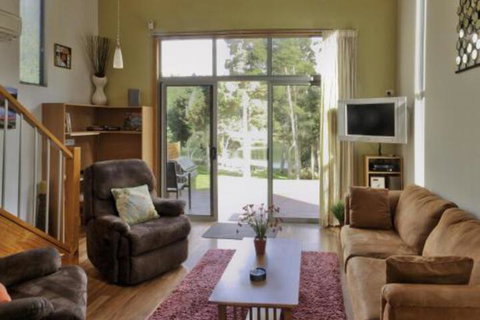 Ulverstone River Retreat - Accommodation Rockhampton 6