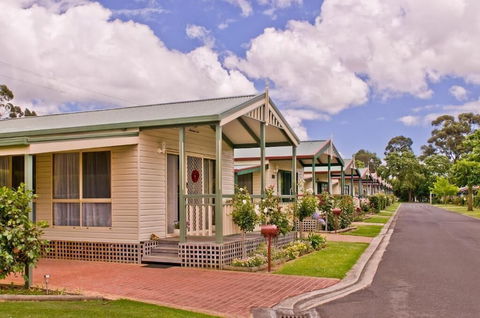 Warragul Gardens Holiday Park - Accommodation Rockhampton 0
