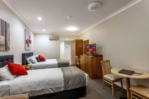 Eastgate On The Range Motel - Accommodation Rockhampton 5
