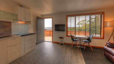Sweetwater Villas - Accommodation Rockhampton 2