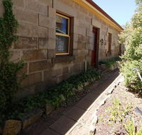 Christopher Halls Colonial Accommodation - Accommodation Rockhampton