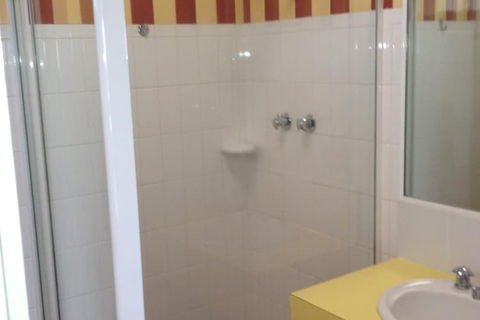 Waterview Holiday Apartments - Accommodation Rockhampton 4