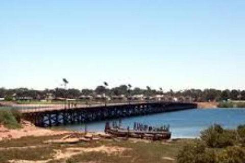 Sunset Retreat - Accommodation Rockhampton 4