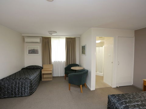 Elizabeth Motor Inn - Accommodation Rockhampton 6