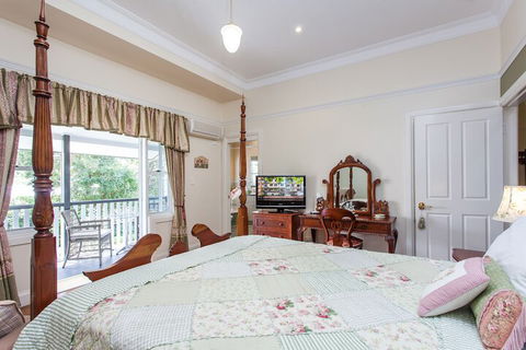 Elindale House Bed & Breakfast - Accommodation Rockhampton 6