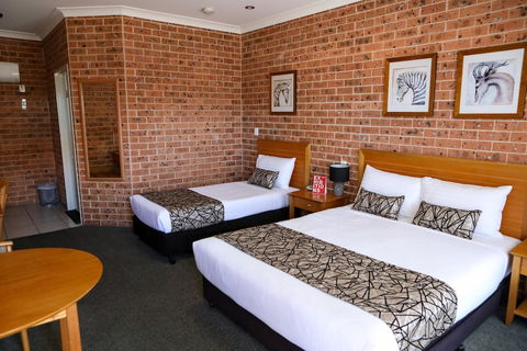 Akuna Motor Inn And Apartments - Accommodation Rockhampton 4