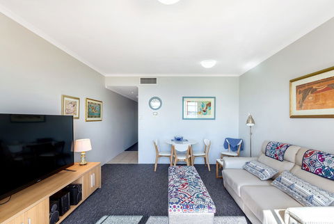 Whitesands - Accommodation Rockhampton 3