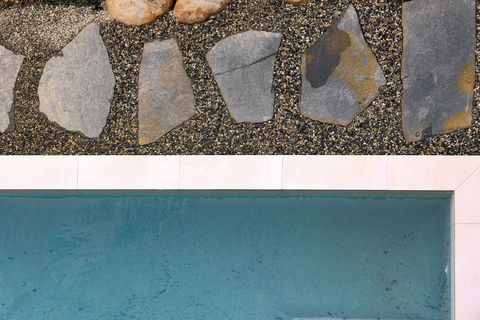 Valle Vista Luxury Apartments - Accommodation Rockhampton 0