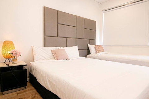 E06-darling Harbour Studio - Accommodation Rockhampton 6