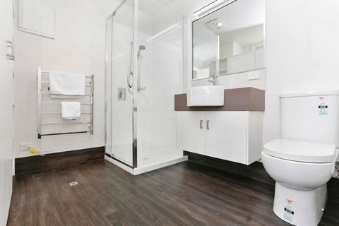 Port Central No 2 - Accommodation Rockhampton 2