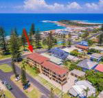 Flinders Lodge fantastic views opposite Main Beach - Accommodation Rockhampton