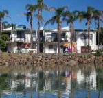 Beachfront 1 25 Willow Street - Accommodation Rockhampton