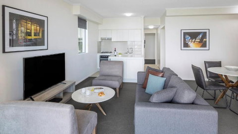 Apartments At 212 Margaret - Accommodation Rockhampton 6