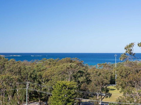Whale Tales 78 Lentara Street FANTASTIC WATER VIEWS OVER FINGAL BEACH - Accommodation Rockhampton 5
