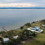 Waterfront Sanctuary Raymond Island Getaway - Accommodation Rockhampton 0