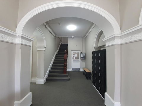 The Royal Hotel - Accommodation Rockhampton 1
