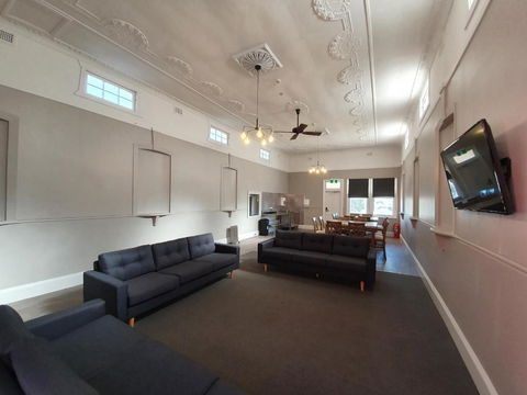 The Royal Hotel - Accommodation Rockhampton 6