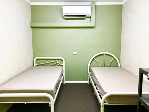 Bigfoot Backpackers - Accommodation Rockhampton 1