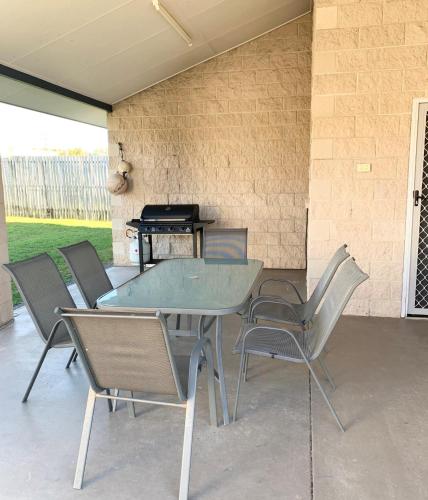 11 Anchovy Street Tin Can Bay Summer Haven Coastal Retreat - Accommodation Rockhampton 3