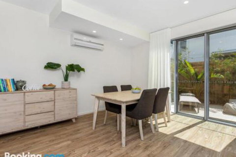 SEASIDE By THE BEACH - Accommodation Rockhampton 1