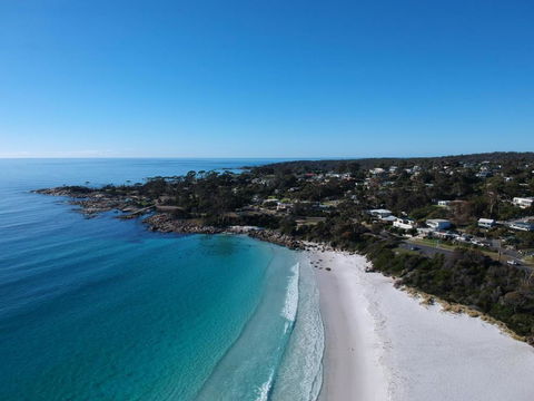 SEA EAGLE COTTAGE Amazing Views Of Bay Of Fires - Accommodation Rockhampton 5