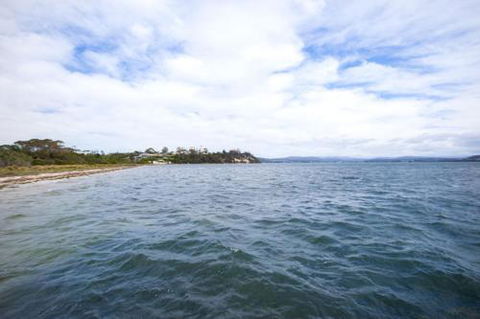 St Helens On The Bay Apartments - Accommodation Rockhampton 1