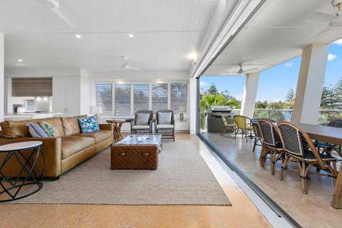 White Sands One - Accommodation Rockhampton 3