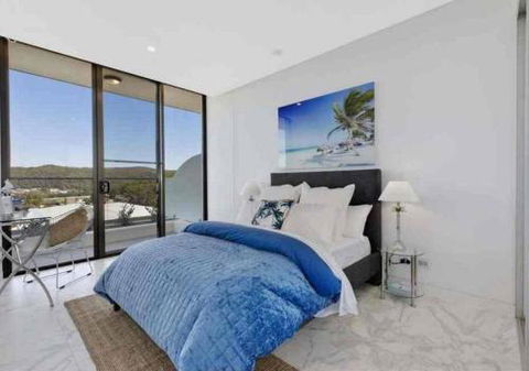 Stylish Penthouse With Views & Jacuzzi - Accommodation Rockhampton 2