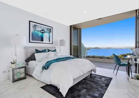Stylish Penthouse With Views & Jacuzzi - Accommodation Rockhampton 4