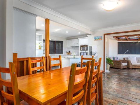 MYSTIC SANDS Gerroa 4pm Check Out Sundays - Accommodation Rockhampton 4