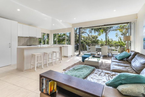The Peachy Life Sunshine Beach - Accommodation Rockhampton 3