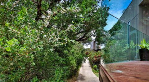 SURF Side SECRET INVERLOCH - Accommodation Rockhampton 6