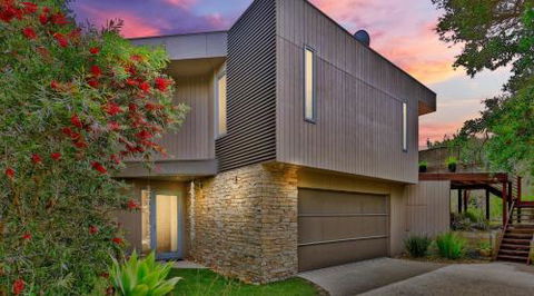 SURF Side SECRET INVERLOCH - Accommodation Rockhampton 0