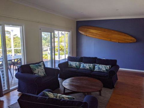 Seagrass Beach House At Hyams 4pm Check Out Sundays - Accommodation Rockhampton 2