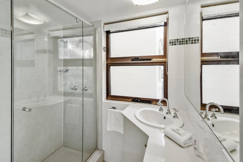 Naousa II - Accommodation Rockhampton 0