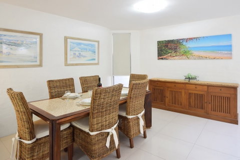 Naousa II - Accommodation Rockhampton 5