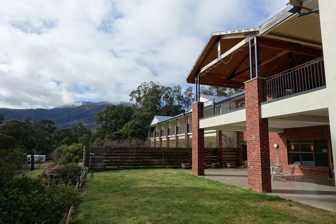 El Kanah Retreat - Accommodation Rockhampton 1
