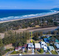 FAIRYTALE Gerroa 4pm check out Sundays - Accommodation Rockhampton