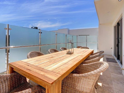 Rosalea By The Bay - Accommodation Rockhampton 3