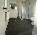 Grandis 35 - Accommodation Rockhampton