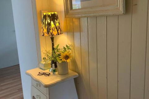 Hilltop Gallery - Accommodation Rockhampton 1