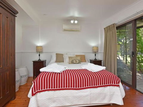Olive Grove Studio 1 - Accommodation Rockhampton 4