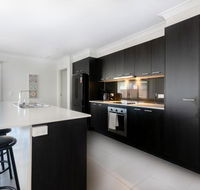 Ningadhun 50 The Drive Yamba - Accommodation Rockhampton