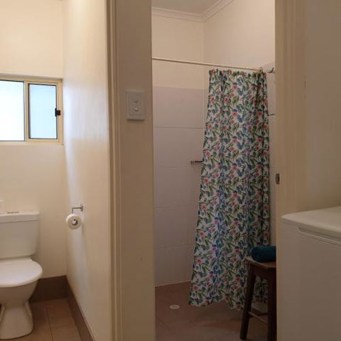 Blue Seas - Accommodation Rockhampton 5